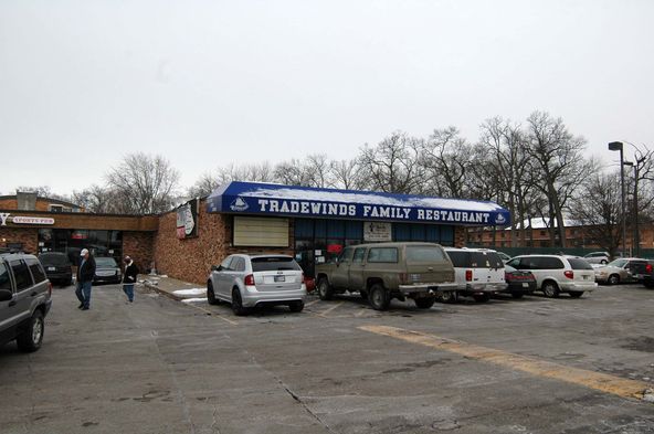 College Square - Suite 713: 921 West McKinley Avenue, Mishawaka, IN 46545